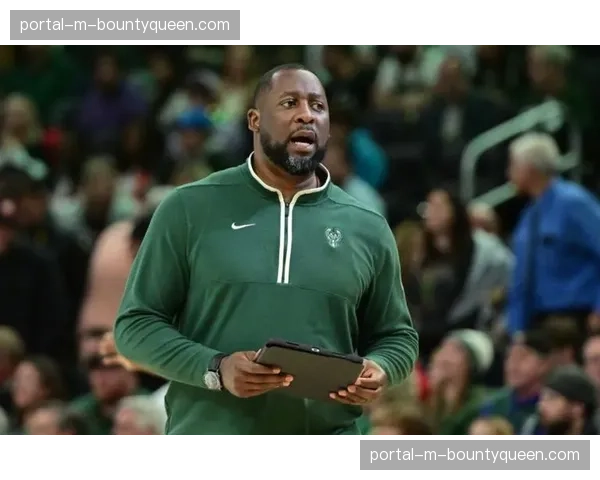 深度分析:雄鹿防守效率滑落至联盟中游,里弗斯教练面临的压力