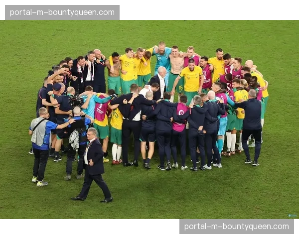 通讯：从难民到队长，阿富汗裔球员引领澳大利亚创造世预赛历史